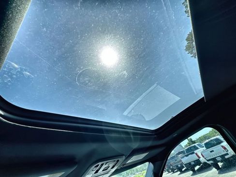 New 2024 Toyota Tundra Platinum image 31