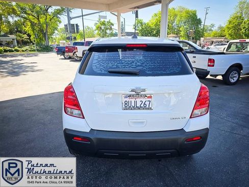 Used 2015 Chevrolet Trax LS w/ LPO, Cargo Package image 8