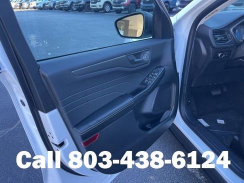 New 2026 Ford Escape Active w/ Tech Pack #1 FWD image 5