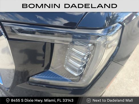 Used 2021 GMC Yukon SLE image 30