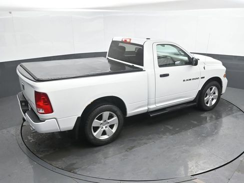Used 2012 RAM 1500 Express RWD image 22