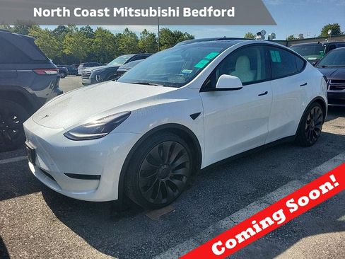 Used 2023 Tesla Model Y Performance AWD/4WD image 1