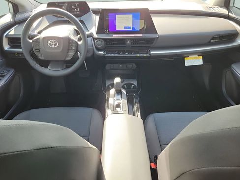 New 2026 Toyota Prius LE FWD image 12