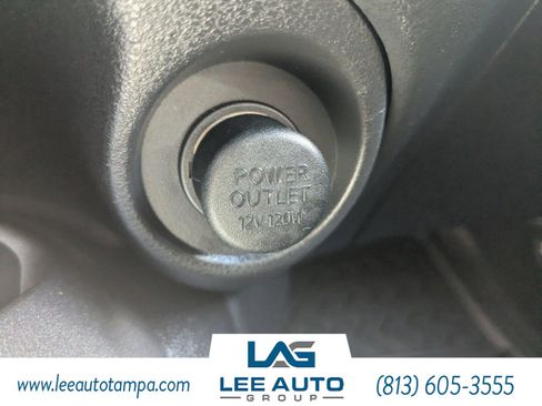 Used 2013 Nissan Juke S image 18