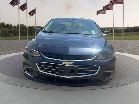 Used 2016 Chevrolet Malibu Premier w/ Driver Confidence Package II FWD image 2