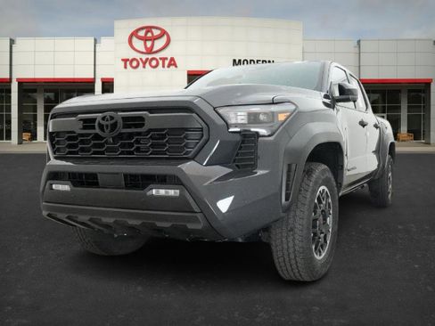 New 2026 Toyota Tacoma TRD Off-Road w/ TRD Off Road Premium Package AWD/4WD image 4