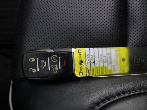 Used 2020 RAM 1500 Limited image 9