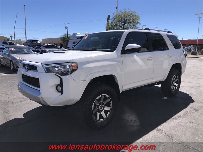 Used 2017 Toyota 4Runner TRD Off-Road AWD/4WD image 4