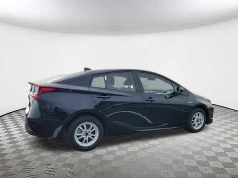 Used 2022 Toyota Prius L Eco image 8