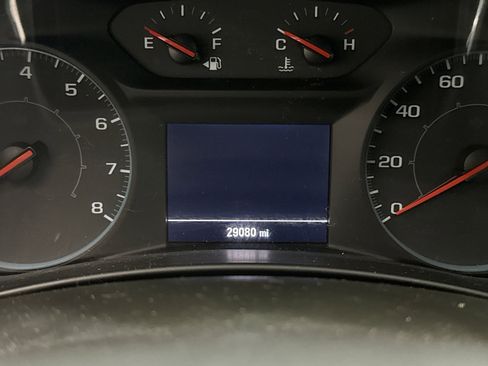 Used 2022 Chevrolet Equinox LS image 10