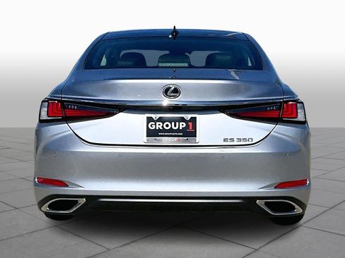 Certified 2025 Lexus ES 350 w/ Premium Package image 4