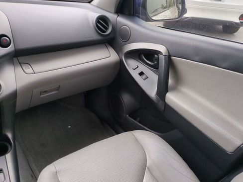 Used 2012 Toyota RAV4 Limited w/ Navigation Value Pkg image 18