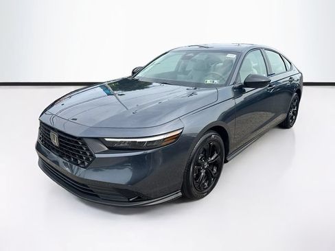 Used 2025 Honda Accord SE image 3