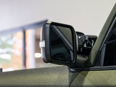 Used 2022 Ford Bronco Wildtrak image 44