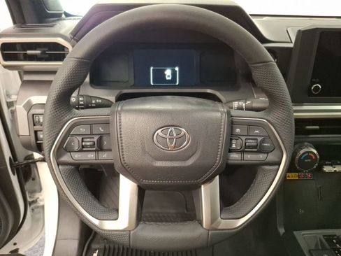 Used 2025 Toyota Tacoma SR5 image 18