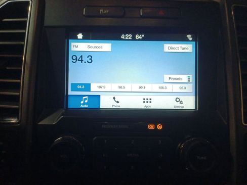 Used 2019 Ford F250 XLT w/ XLT Premium Package image 12