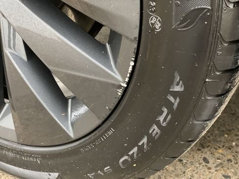 Used 2024 Volkswagen Taos S image 34