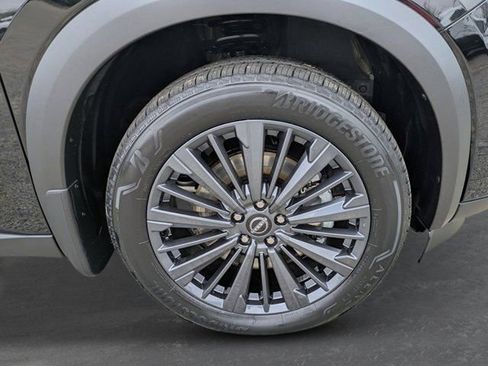 New 2026 Nissan Pathfinder SL w/ SL Premium Package FWD image 9