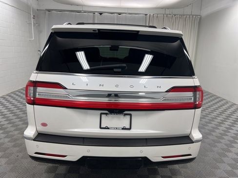 Used 2019 Lincoln Navigator L Reserve image 7