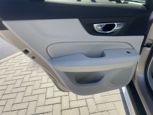 New 2026 Volvo V60 B5 Cross Country Ultra w/ Protection Package Premier image 11