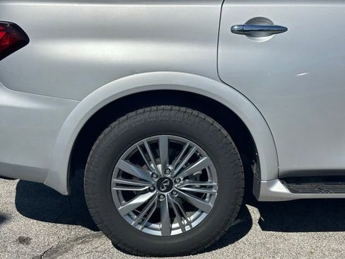 Used 2022 INFINITI QX80 Luxe w/ Cargo Package AWD/4WD image 9