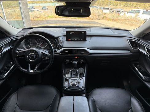 Used 2018 MAZDA CX-9 Touring w/ Touring Premium Package image 10