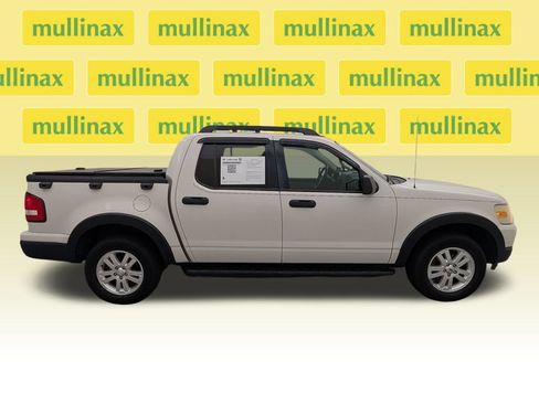 Used 2008 Ford Explorer Sport Trac XLT RWD image 2