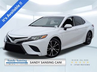 Used 2020 Toyota Camry SE video 1