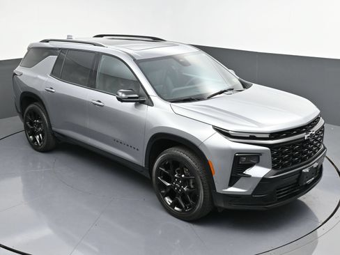Used 2024 Chevrolet Traverse RS FWD image 51