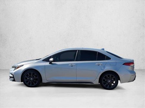 Used 2023 Toyota Corolla SE FWD image 9