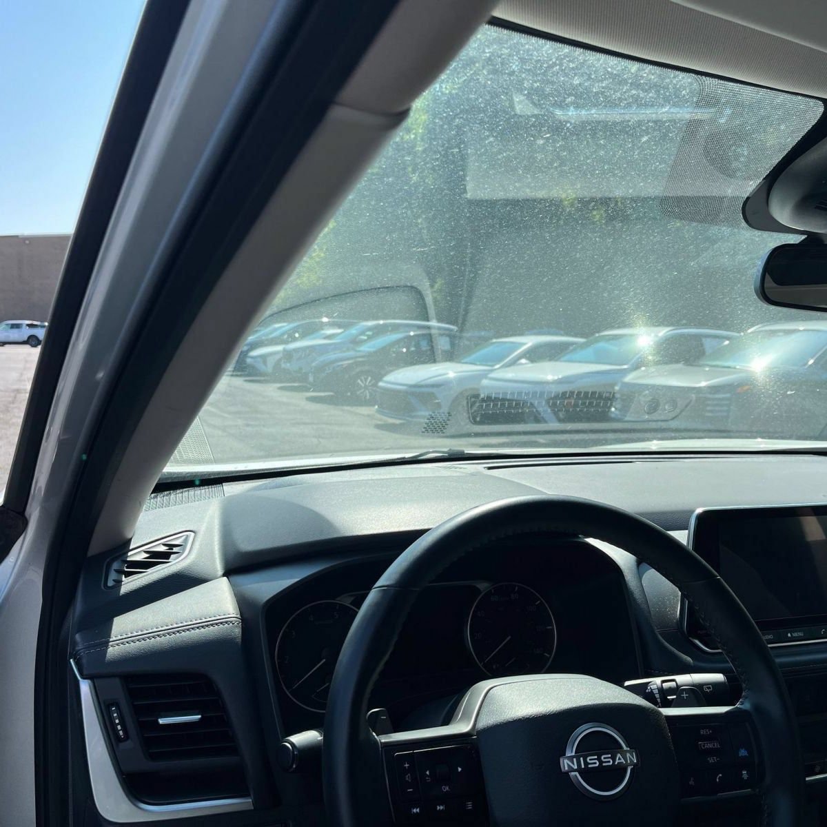 Used 2025 Nissan Rogue SV AWD/4WD image 35