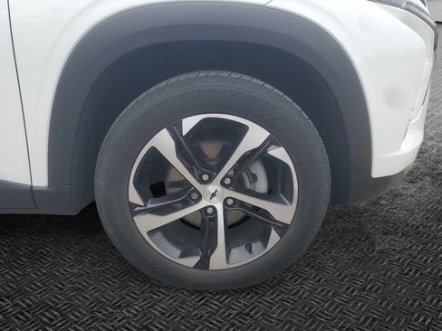 Used 2024 Chevrolet Trax RS w/ Driver Confidence Package FWD image 11