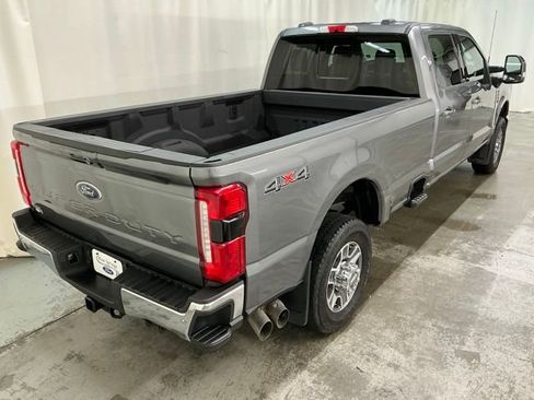 Used 2024 Ford F250 Lariat w/ Lariat Ultimate Package AWD/4WD image 3