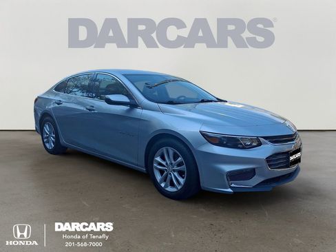 Used 2016 Chevrolet Malibu LT w/ Leather Package FWD image 1
