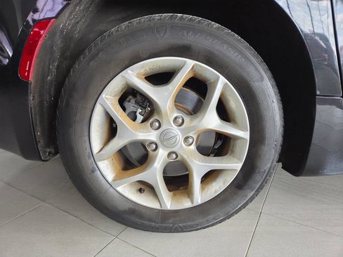 Used 2017 Chrysler Pacifica Touring-L w/ Tire & Wheel Group FWD image 10