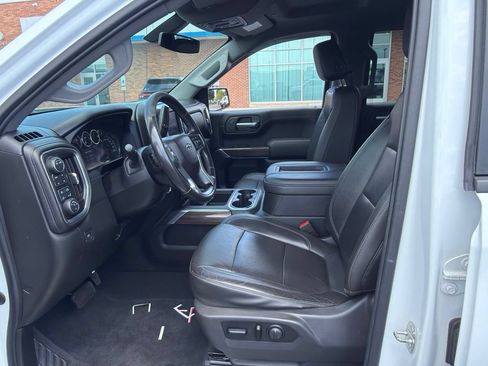Used 2020 Chevrolet Silverado 1500 RST AWD/4WD image 11