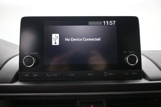 Certified 2025 Honda Pilot Sport image 15