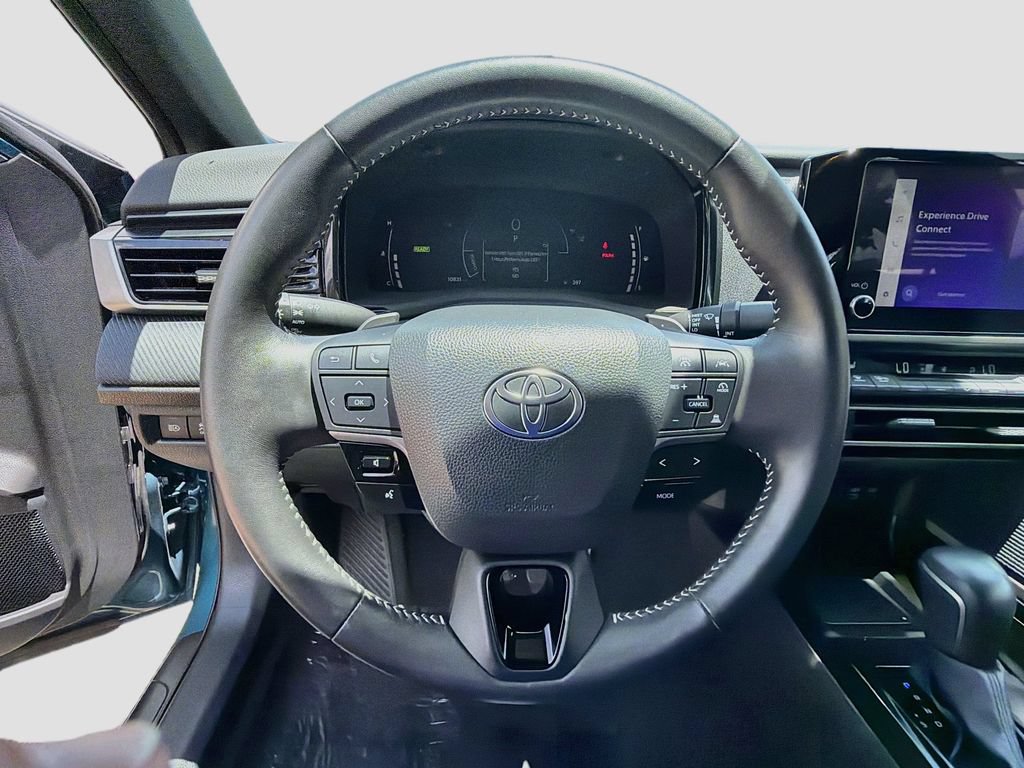 Used 2025 Toyota Camry SE w/ Convenience Package AWD/4WD image 10