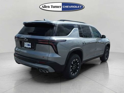 New 2026 Chevrolet Traverse Z71 w/ Driver Confidence Package AWD/4WD image 4