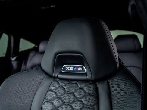 Used 2025 BMW X6 M Competition image 28