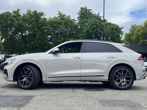 Used 2022 Audi Q8 Prestige image 2