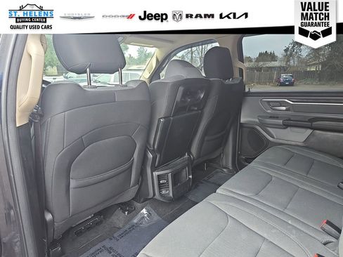 Used 2020 RAM 1500 Big Horn AWD/4WD image 18