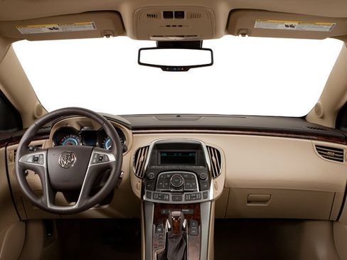 Used 2010 Buick LaCrosse CXL w/ Luxury Package FWD image 5