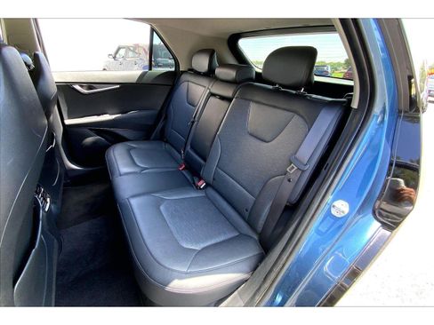 Used 2023 Kia Niro SX Touring FWD image 24