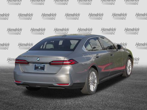 Certified 2025 BMW 530i 530i image 9