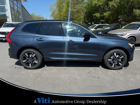 Used 2026 Volvo XC60 B5 Plus w/ Protection Package Premier AWD/4WD image 9