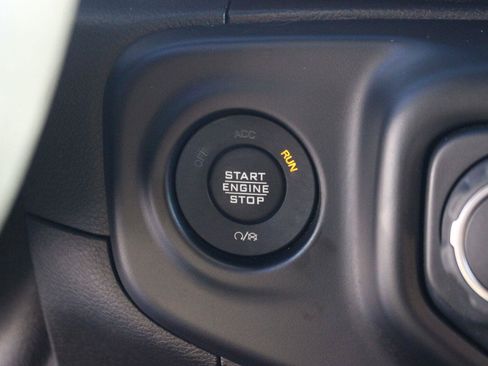 Used 2021 Jeep Wrangler Unlimited Sport AWD/4WD image 25