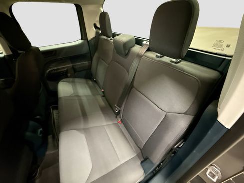 Used 2022 Ford Maverick XL image 26