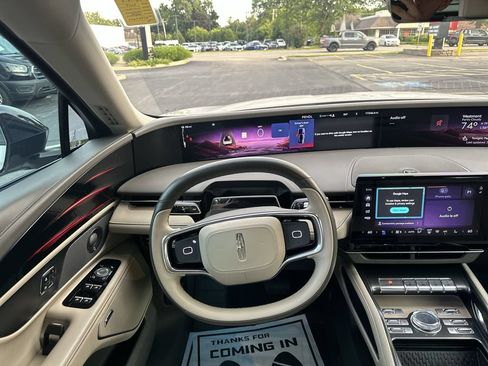 Certified 2024 Lincoln Nautilus Reserve w/ Equipment Group 202A AWD/4WD image 11