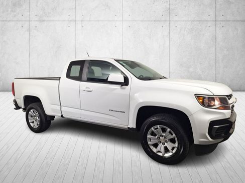 Used 2022 Chevrolet Colorado LT w/ Fleet Safety Package RWD image 3